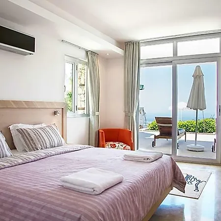 Willa Islamlar Sleeps 10 Pool Air Con Wifi